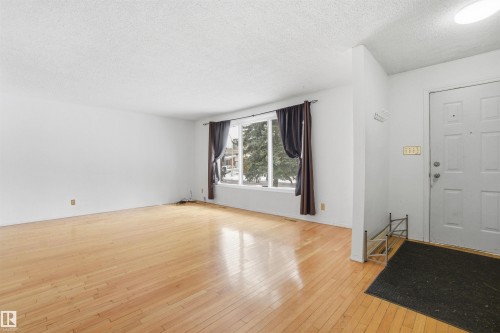 8616 179 Street, Edmonton, AB - Indoor Photo Showing Other Room