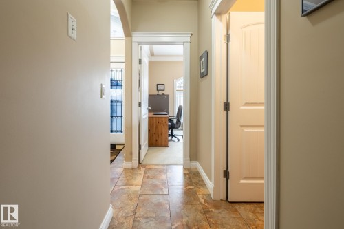 135 Fraser Way, Edmonton, AB - Indoor Photo Showing Other Room