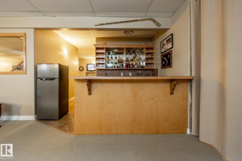 135 Fraser Way, Edmonton, AB - Indoor Photo Showing Other Room