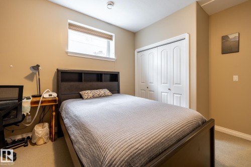 135 Fraser Way, Edmonton, AB - Indoor Photo Showing Bedroom
