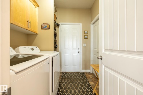 135 Fraser Way, Edmonton, AB - Indoor Photo Showing Laundry Room