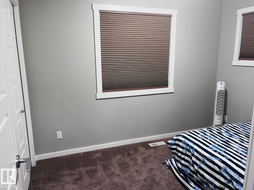 4427 6 Street, Edmonton, AB - Indoor Photo Showing Bedroom