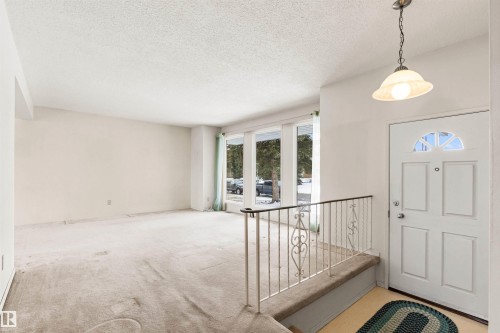 3211 70 Street, Edmonton, AB - Indoor Photo Showing Other Room
