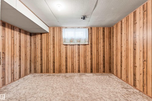 3211 70 Street, Edmonton, AB - Indoor Photo Showing Other Room