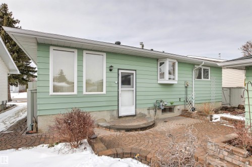 3211 70 Street, Edmonton, AB - Outdoor With Exterior