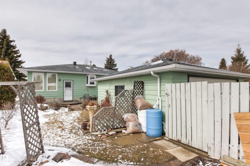 3211 70 Street, Edmonton, AB - Outdoor With Exterior