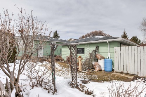 3211 70 Street, Edmonton, AB - Outdoor