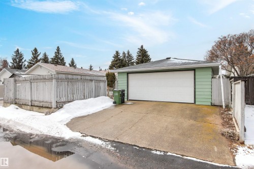3211 70 Street, Edmonton, AB - Outdoor