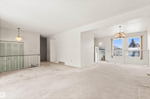 3211 70 Street, Edmonton, AB - Indoor Photo Showing Other Room