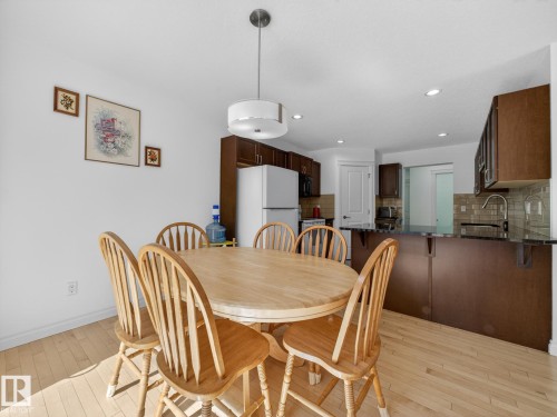 718 Adams Way, Edmonton, AB 