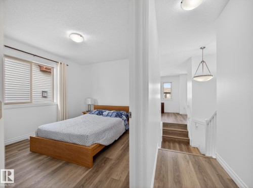 718 Adams Way, Edmonton, AB 