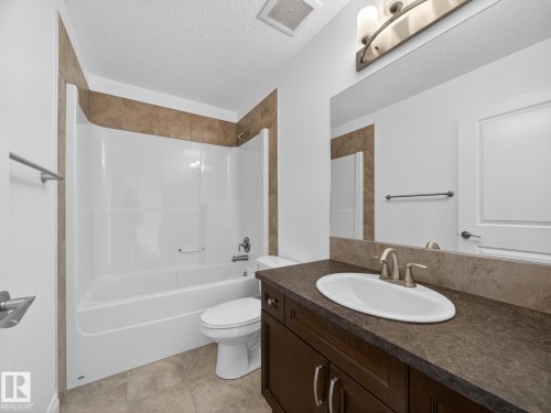 718 Adams Way, Edmonton, AB 