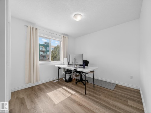 718 Adams Way, Edmonton, AB 