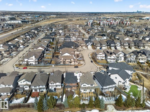 718 Adams Way, Edmonton, AB 