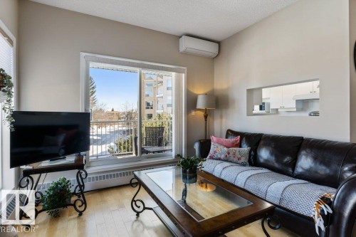 203 15499 Castle Downs Road, Edmonton, AB - Indoor Photo Showing Living Room