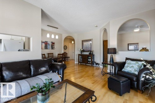 203 15499 Castle Downs Road, Edmonton, AB - Indoor Photo Showing Living Room
