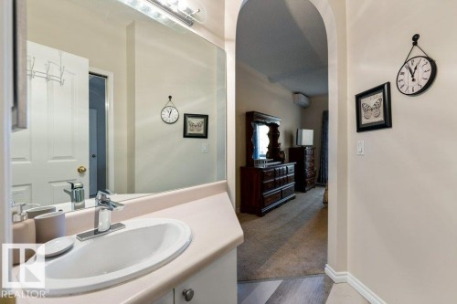 203 15499 Castle Downs Road, Edmonton, AB - Indoor Photo Showing Bathroom