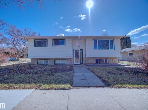 9621 89A Street  Fort Saskatchewan, AB T8L 1J5