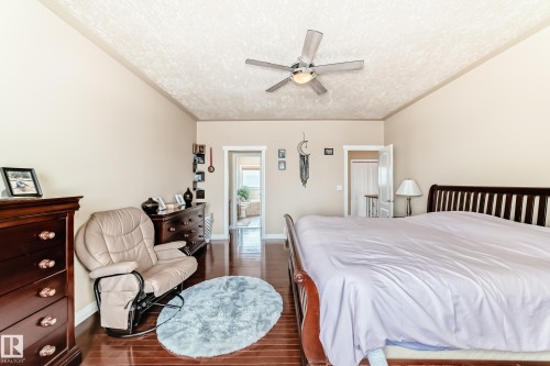 6903 38 Avenue, Camrose, AB - Indoor Photo Showing Bedroom