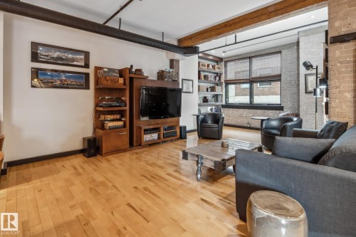 302 10169 104 Street, Edmonton, AB - Indoor Photo Showing Living Room
