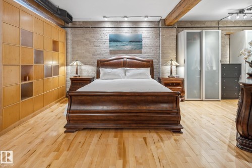 302 10169 104 Street, Edmonton, AB - Indoor Photo Showing Bedroom