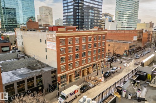 302 10169 104 Street, Edmonton, AB - Outdoor