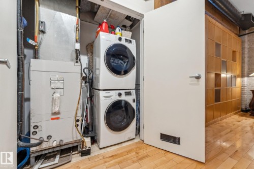 302 10169 104 Street, Edmonton, AB - Indoor Photo Showing Laundry Room
