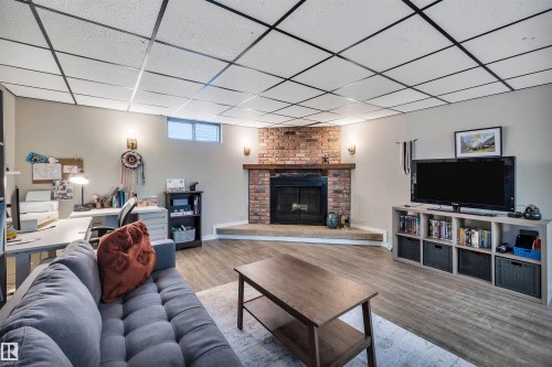 9 Broadview Crescent, St. Albert, AB - Indoor Photo Showing Living Room With Fireplace