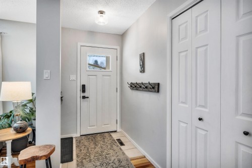 9 Broadview Crescent, St. Albert, AB - Indoor Photo Showing Other Room