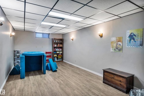 9 Broadview Crescent, St. Albert, AB - Indoor