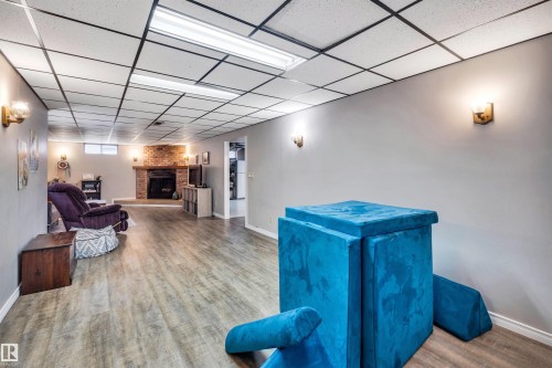 9 Broadview Crescent, St. Albert, AB - Indoor Photo Showing Other Room