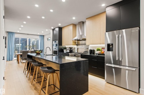 8944 145 Street, Edmonton, AB - Indoor Photo Showing Kitchen With Upgraded Kitchen