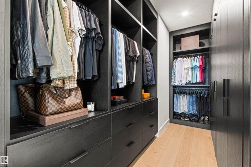 8944 145 Street, Edmonton, AB - Indoor With Storage