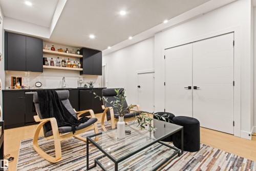 8944 145 Street, Edmonton, AB - Indoor