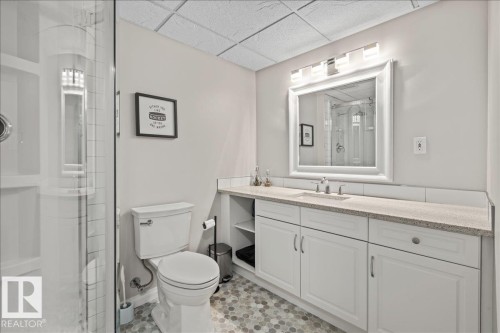 19 Lincoln Crescent, St. Albert, AB - Indoor Photo Showing Bathroom