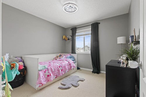 607 77 Street, Edmonton, AB - Indoor Photo Showing Bedroom