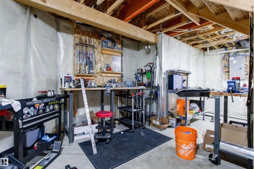 607 77 Street, Edmonton, AB - Indoor Photo Showing Basement