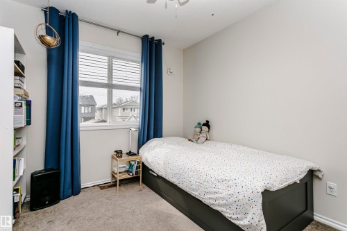 9359 74 Avenue, Edmonton, AB - Indoor Photo Showing Bedroom