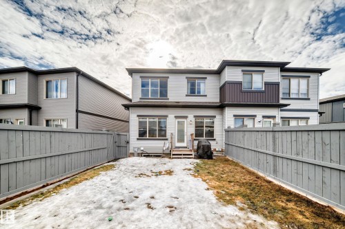 48 Gladstone Bend, Spruce Grove, AB - Outdoor