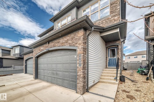 48 Gladstone Bend, Spruce Grove, AB - Outdoor