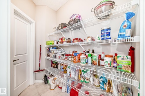 48 Gladstone Bend, Spruce Grove, AB - Indoor With Storage