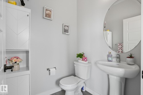 78 Garneau Gate, Spruce Grove, AB - Indoor Photo Showing Bathroom