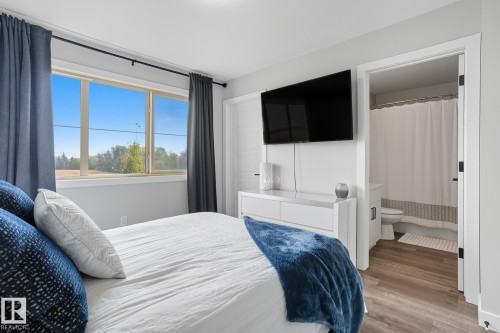 78 Garneau Gate, Spruce Grove, AB - Indoor Photo Showing Bedroom