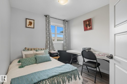 78 Garneau Gate, Spruce Grove, AB - Indoor Photo Showing Bedroom