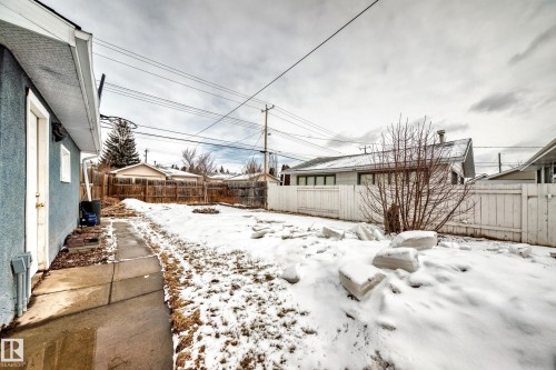 7512 136 Avenue, Edmonton, AB - Outdoor