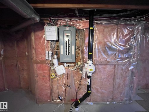 507 Burton Close, Edmonton, AB - Indoor Photo Showing Basement