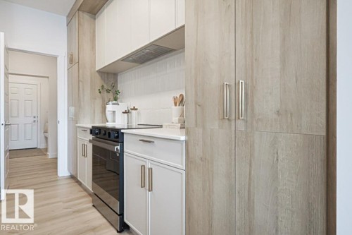 5047 Cawsey Link, Edmonton, AB - Indoor