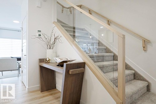 5047 Cawsey Link, Edmonton, AB - Indoor Photo Showing Other Room