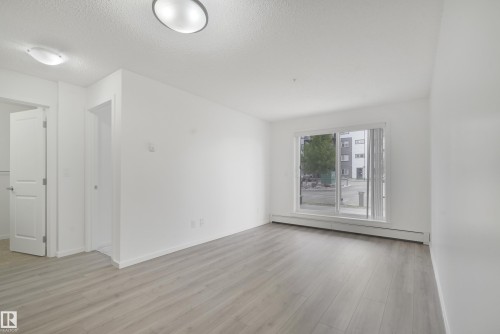 114 3357 16A Avenue, Edmonton, AB - Indoor Photo Showing Other Room