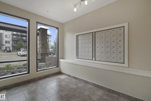 114 3357 16A Avenue, Edmonton, AB - Indoor Photo Showing Other Room
